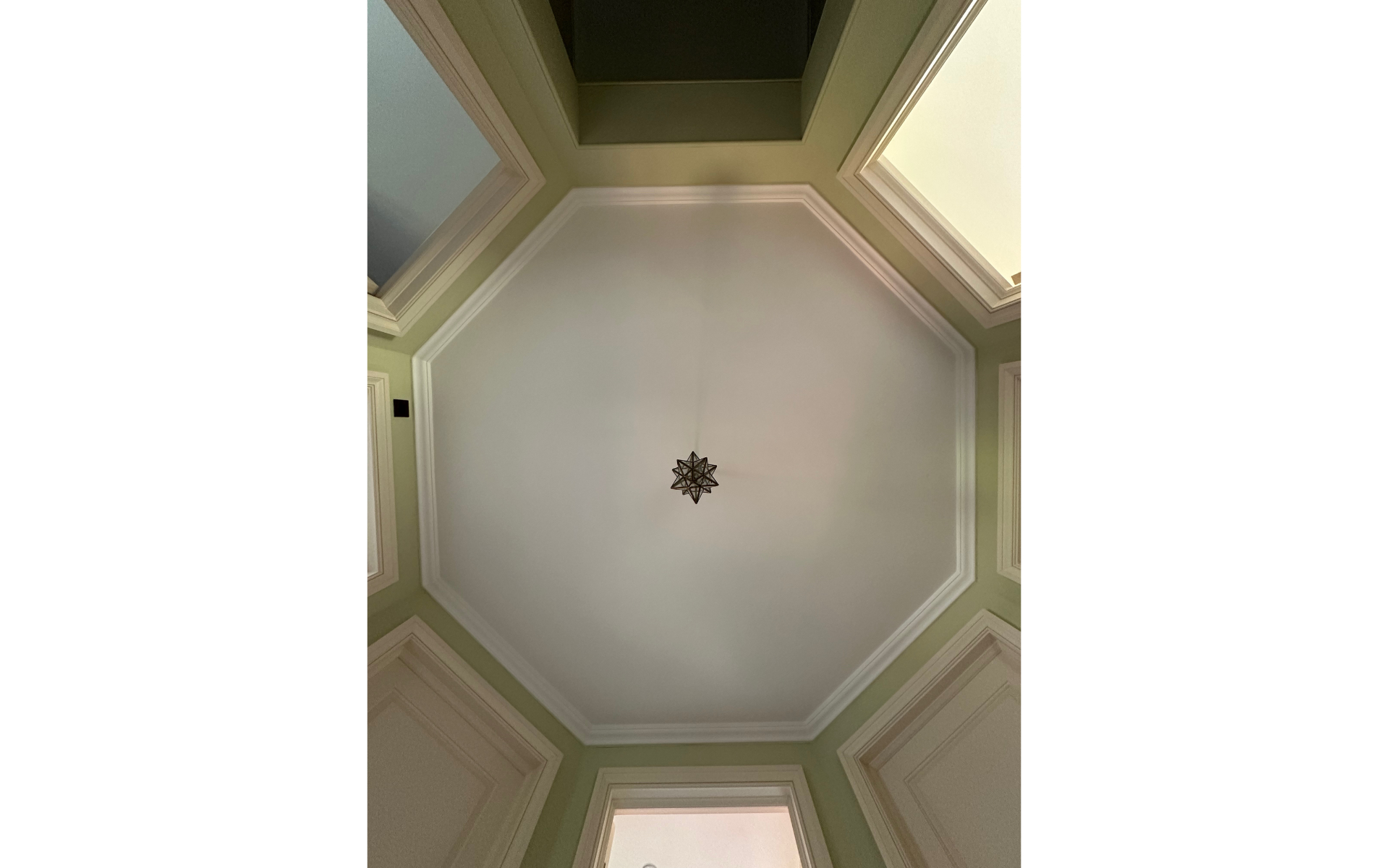 Paul Bradley Ltd, Architecture