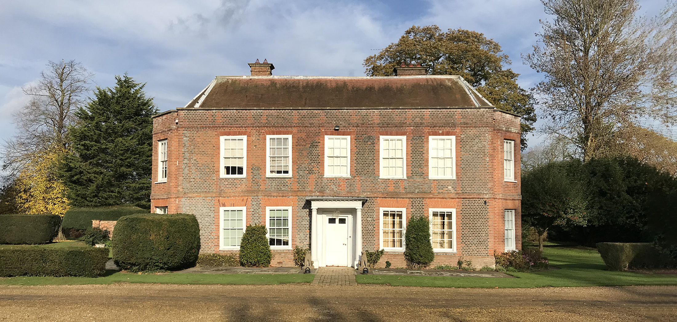 Paul Bradley Ltd, Architecture