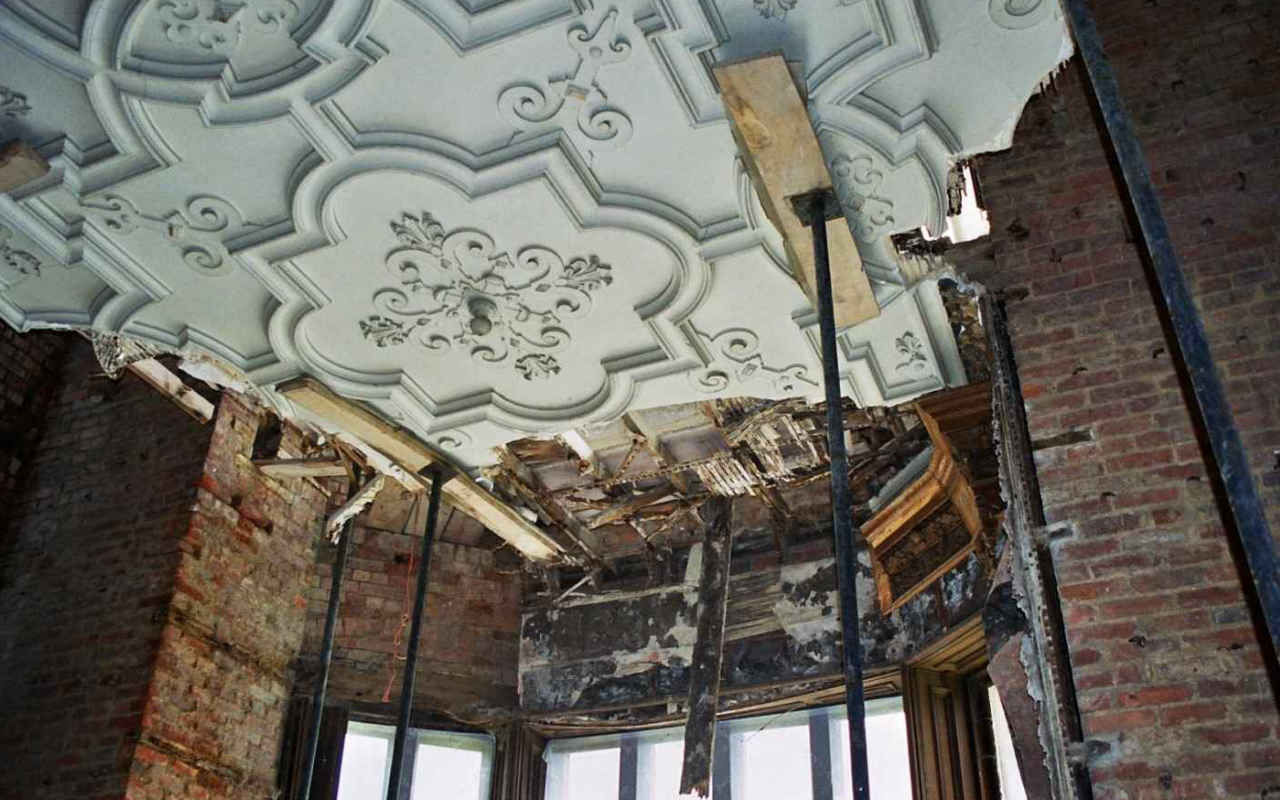Paul Bradley Ltd, Architecture