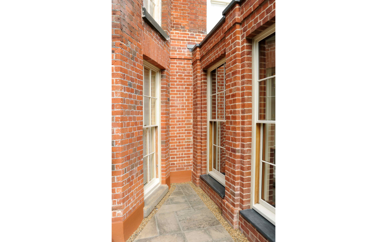 Paul Bradley Ltd, Architecture